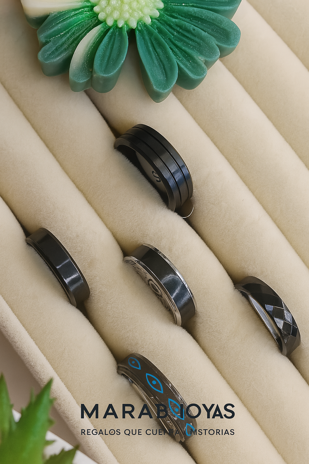 Set de Anillos — Estilo Masculino en Negro (El Set incluye 5 Unidades)