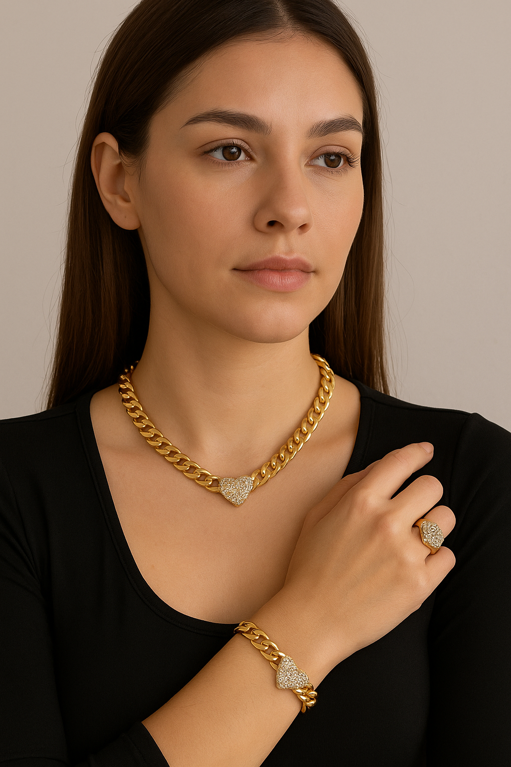 Set Corazón Dorado en Cadena Cubana