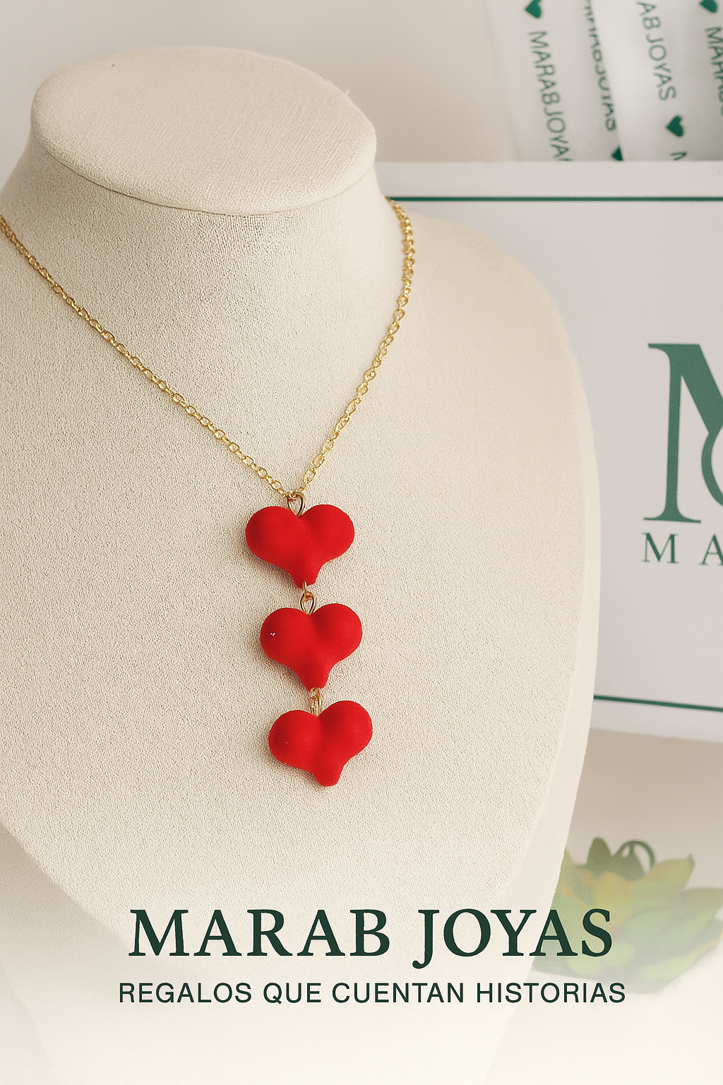 Collar Corazones Rojos