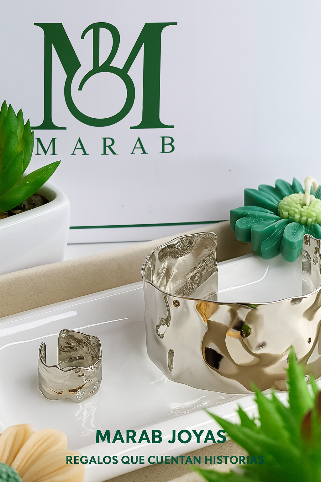 Set Plateado Irregular: Brazalete + Anillo Espejo Orgánico