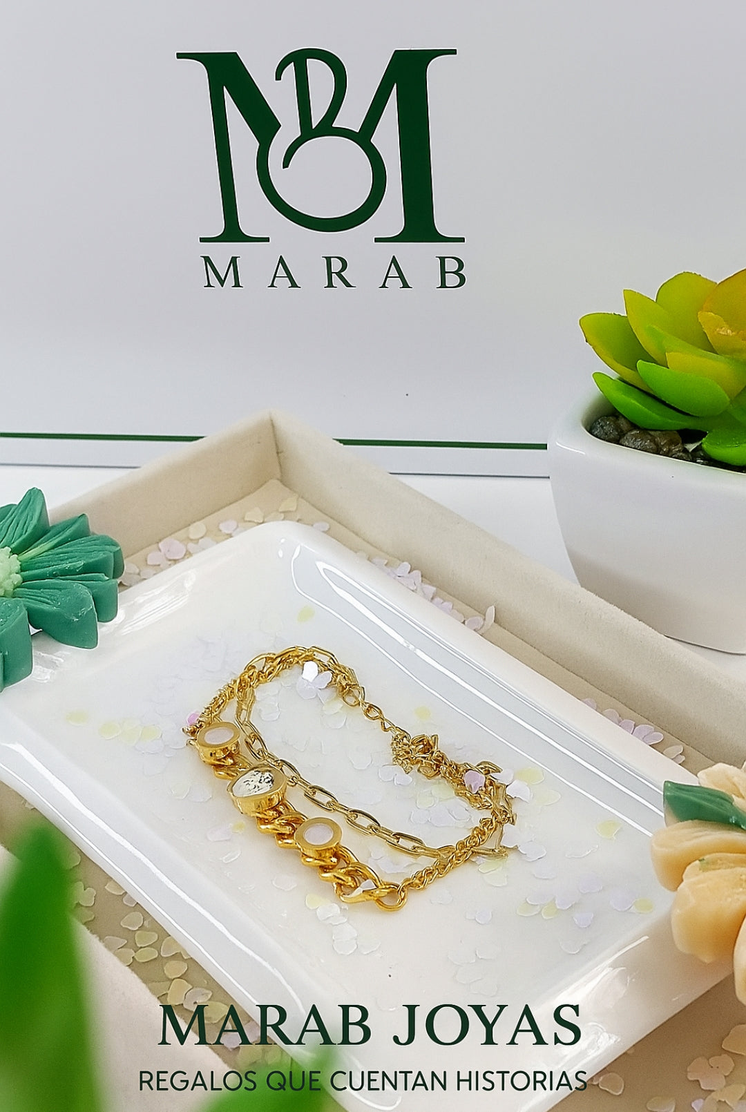 Pulsera doble cadena con dijes blancos